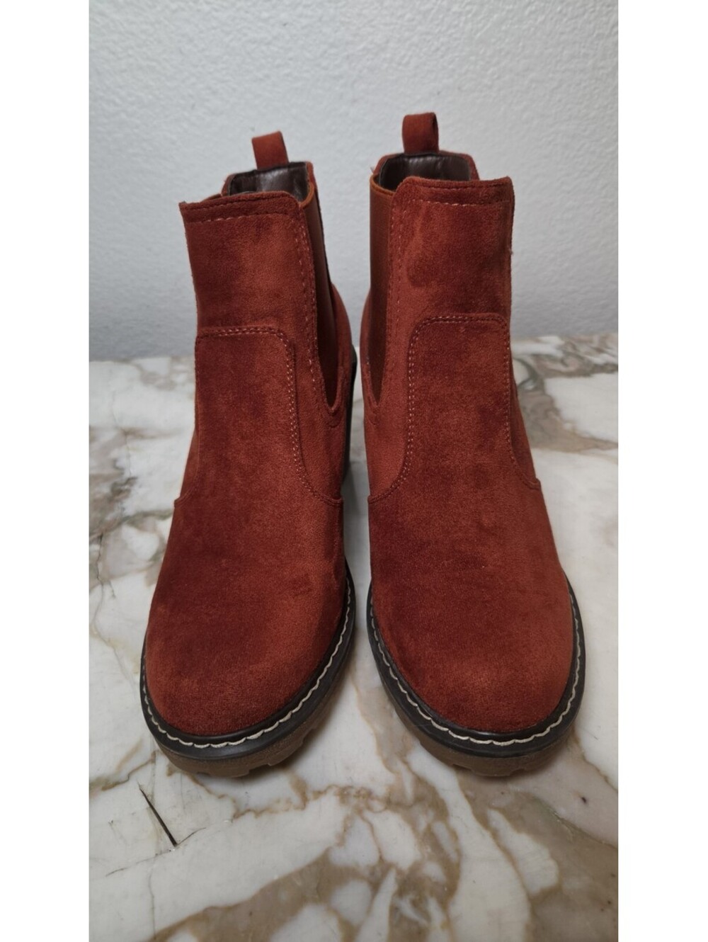Corkys Rocky Lug ankle Boots - Burgandy Brown size 9 fall winter